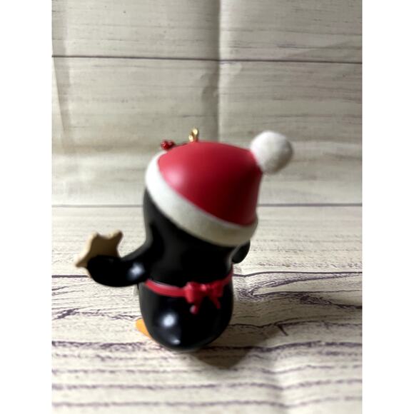 Hallmark Keepsake Ornament South Pole Pals Skip 2007 with original box - Picture 6 of 9